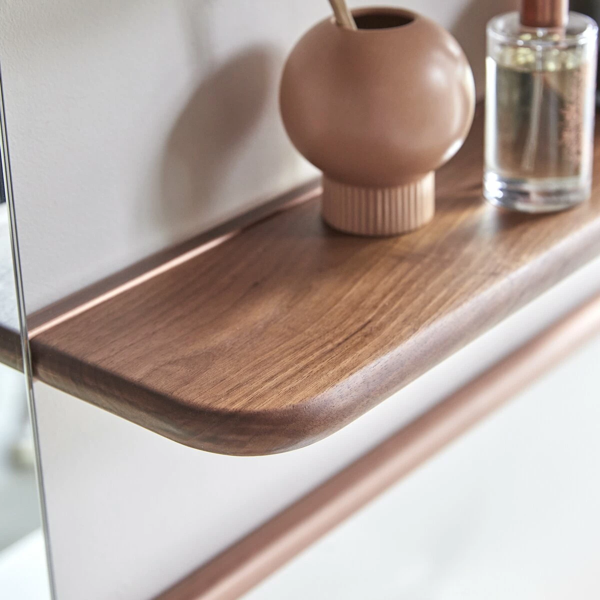 Félicie Walnut And Brass Mirror Shelving Unit Ref. 4128 5 Félicie Walnut And Brass Mirror Shelving Unit Ref. 4128 - Image 3