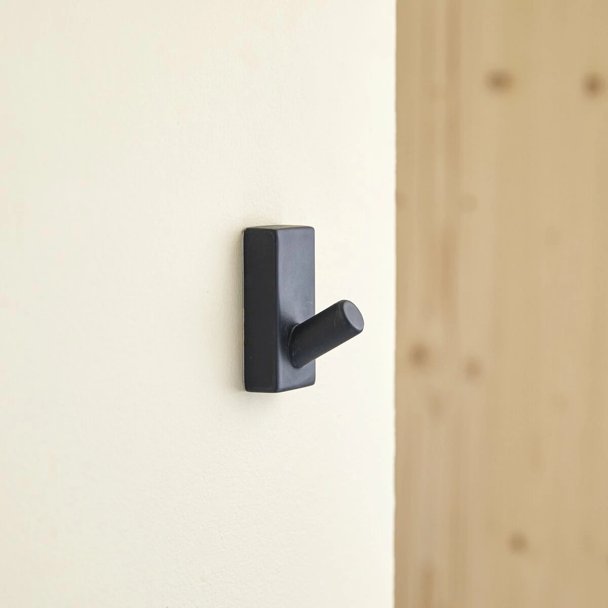 Sara Terrazzo Coat Hook, Black Ref. 6107 3 Sara Terrazzo Coat Hook, Black Ref. 6107